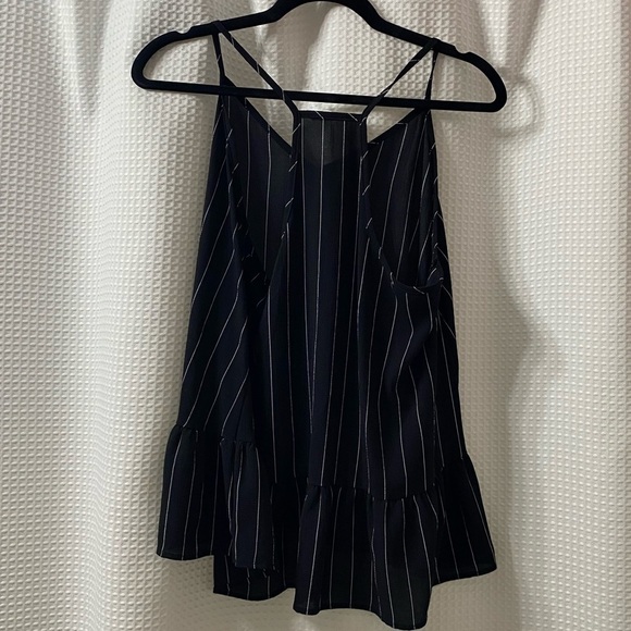 NWOT Style Rack Flowy Peplum Tank Top - Picture 5 of 5